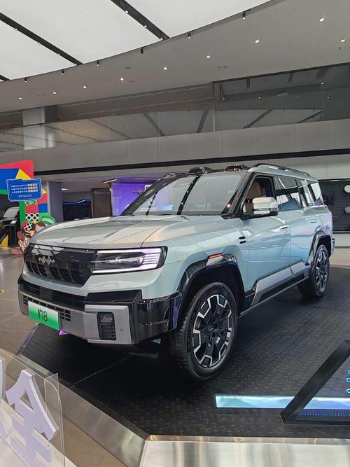 重庆城口县集智展企业管理咨询比亚迪方程豹硬派越野的爆款，英菲尼迪35周年与你共成长